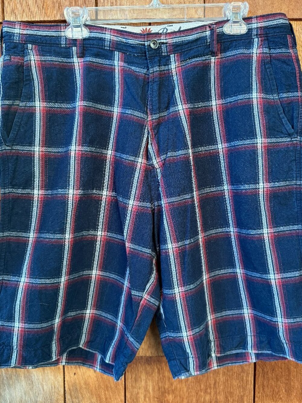 EUC Tommy Bahama Red/White/Blue Plaid Linen & Cotton Blend Shorts in Men's 38